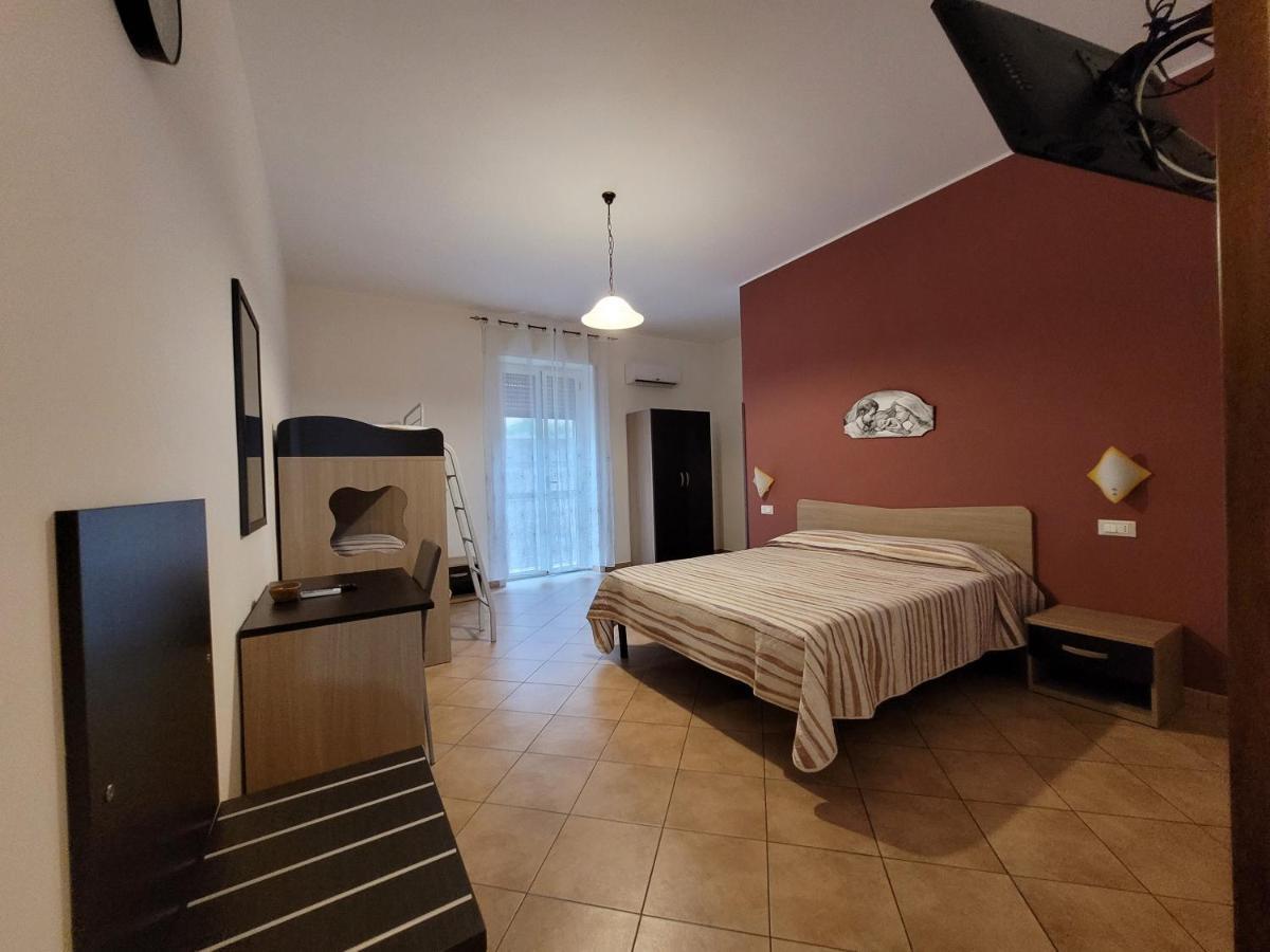 B&B La Filanda Шила Екстериор снимка