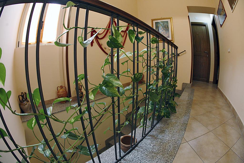 B&B La Filanda Шила Екстериор снимка